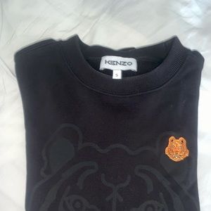 Selling Kenzo Long sleeve shirt for men. Size: Small.